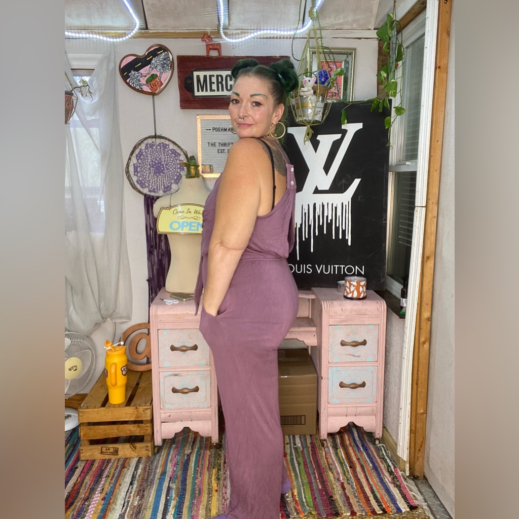 Listicle Lavender Purple Wide Leg Lightweight Sleeveless Jumpsuit Size Small — image 2 of 8
